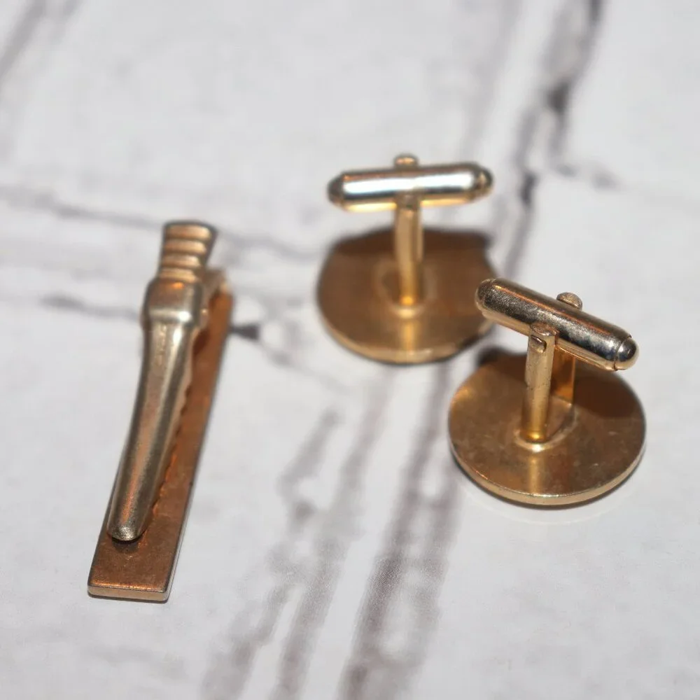 🏛️✨ Vintage Gold Greek Key Cufflink & Tie Clip Set by Anson